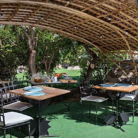 Il Mirto Bed and Breakfast Baja Sardinia Exteriör bild