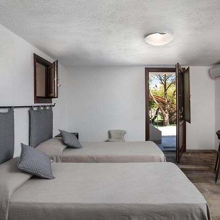 Il Mirto Bed and Breakfast Baja Sardinia Exteriör bild