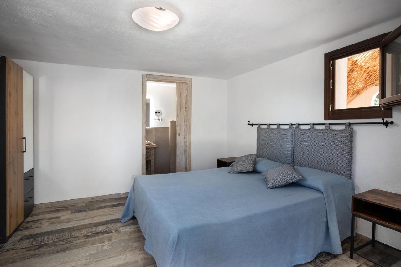 Il Mirto Bed and Breakfast Baja Sardinia Exteriör bild